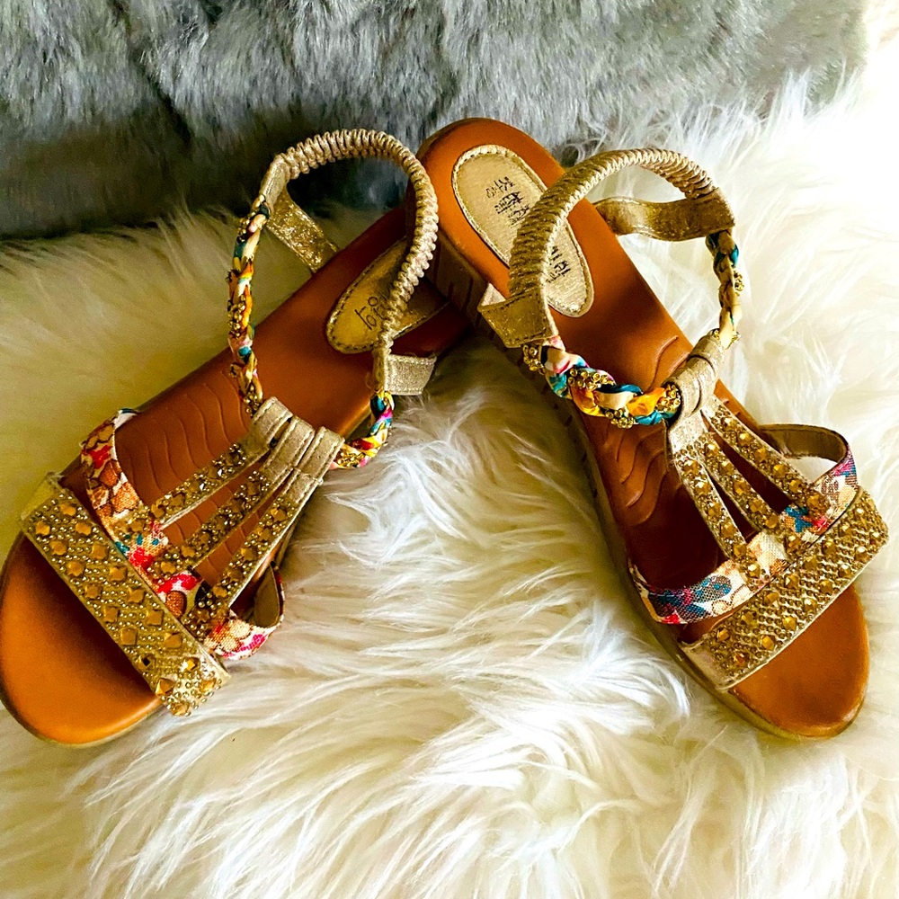 Size 8.5 color brown